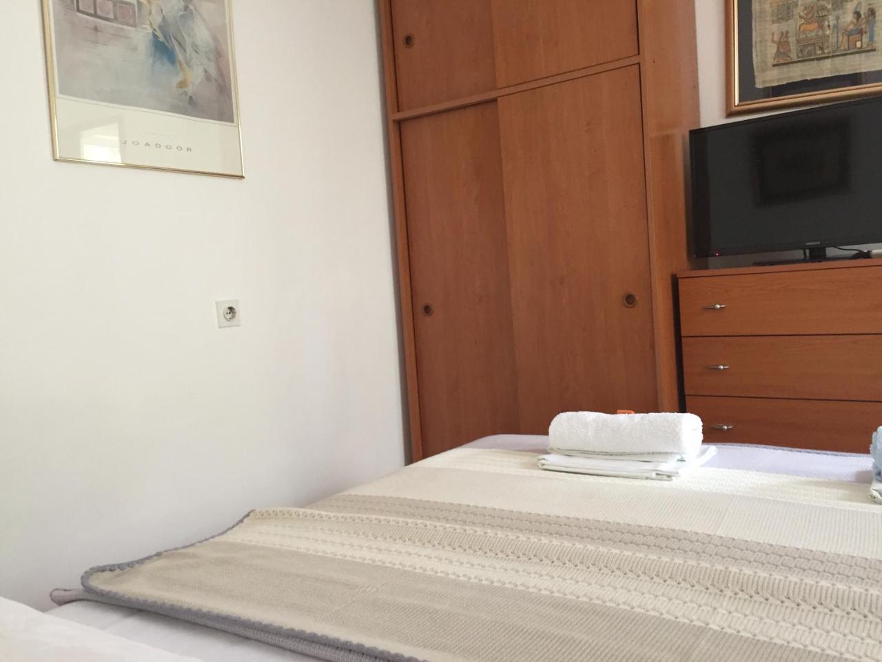 Apartments Vila Andja Светі-Стефан Екстер'єр фото